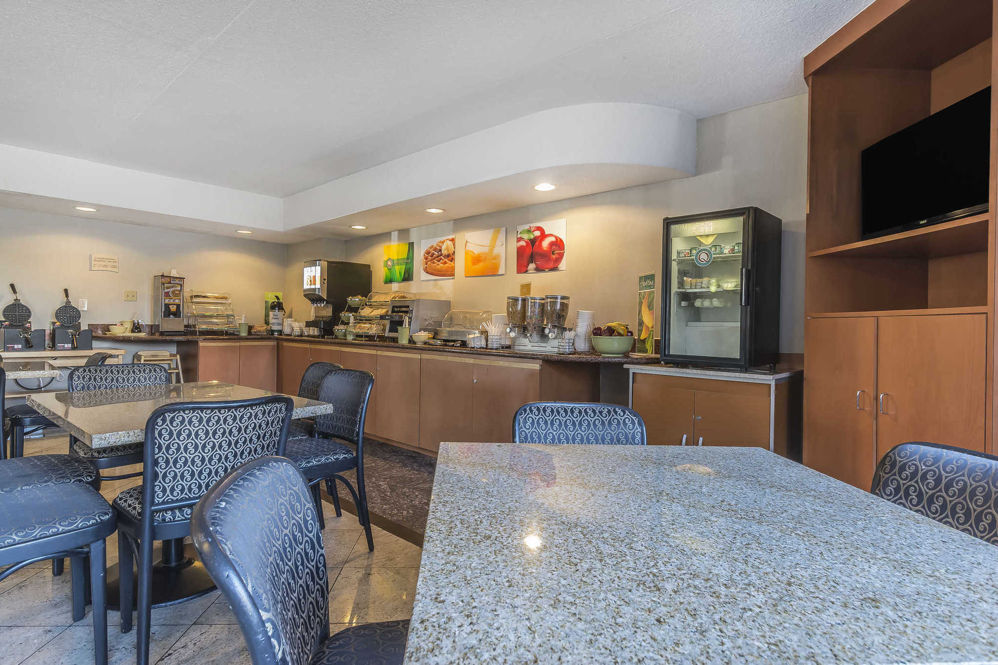 Quality Inn & Suites Mississauga Facilities photo